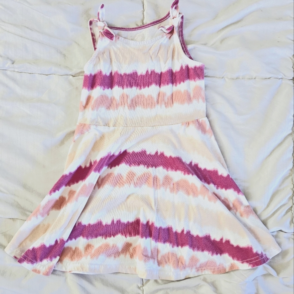 Girls dress